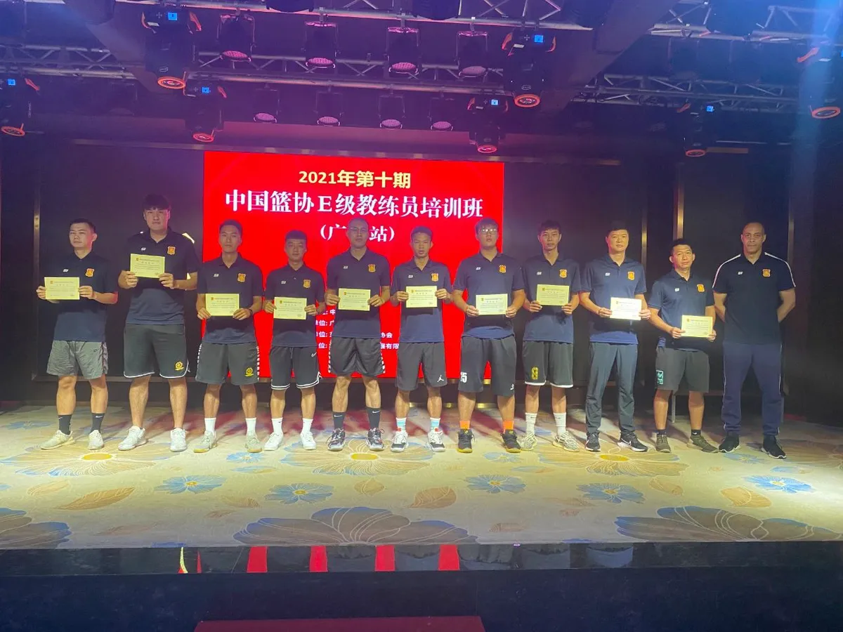 为什么反馈对篮球运动员的发展至关重要_1